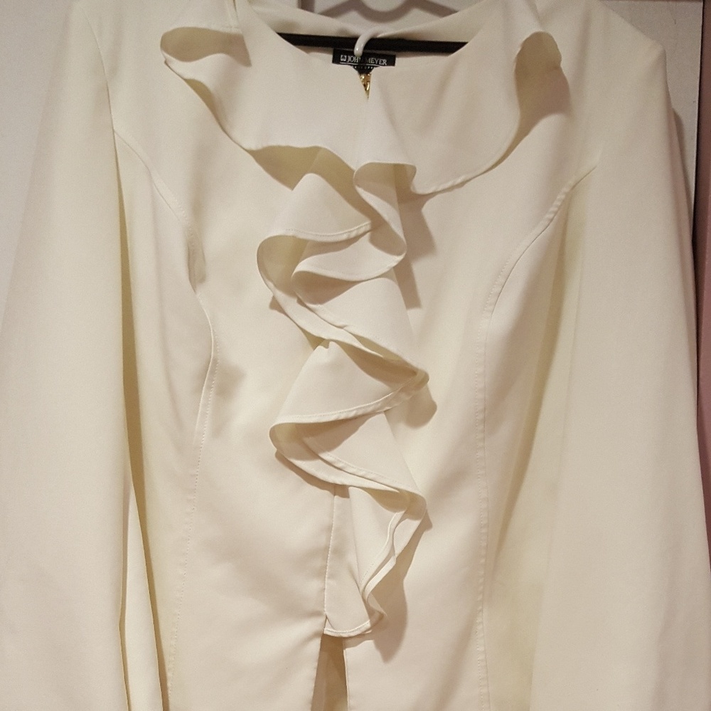 Dress suit